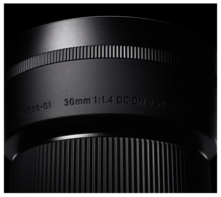 Sigma 30mm f/1.4 DC DN Contemporary for Canon RF Mount APSC