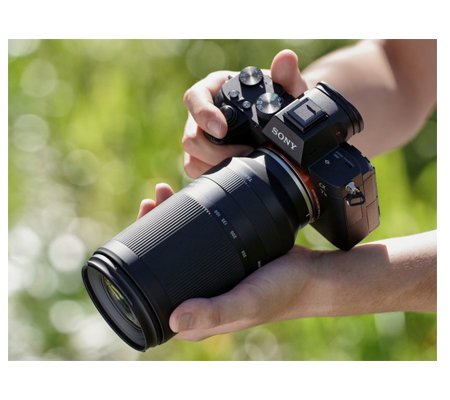 Tamron 70-300mm f/4.5-6.3 Di III RXD for Sony FE Mount Full Frame