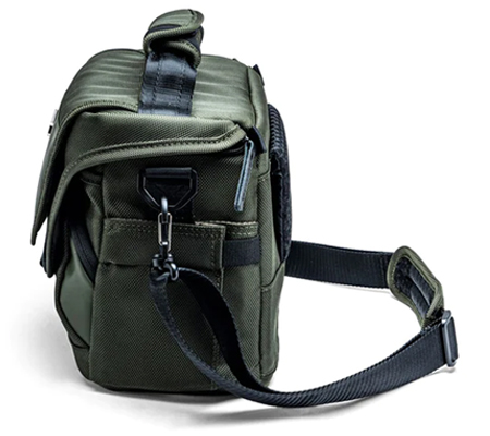 Vanguard VEO Select 22S Shoulder Bag Green